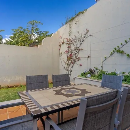 Ferienhaus Fuer 6 Personen Ca 350 Qm In Funchal, Madeira Und Umgebung - B61438 *